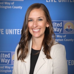 Headshot of Amanda Novotny